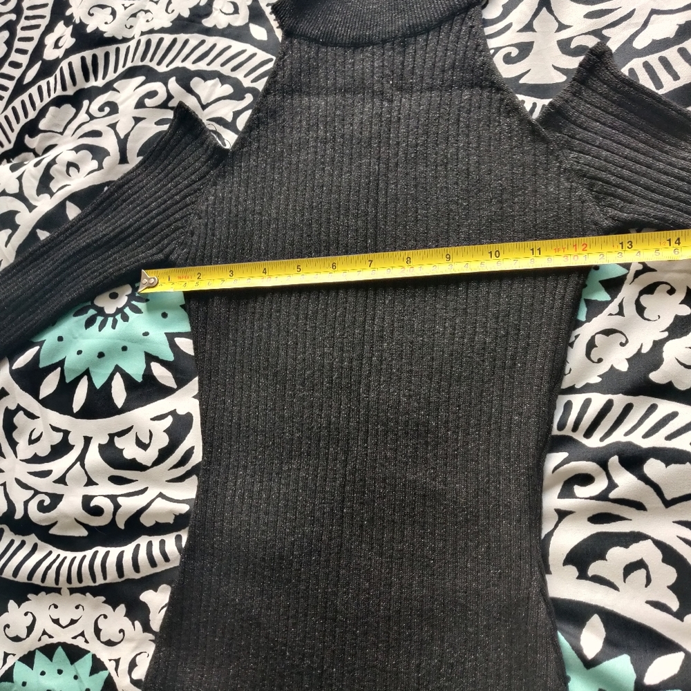 Knit dress - Picture 14 of 15